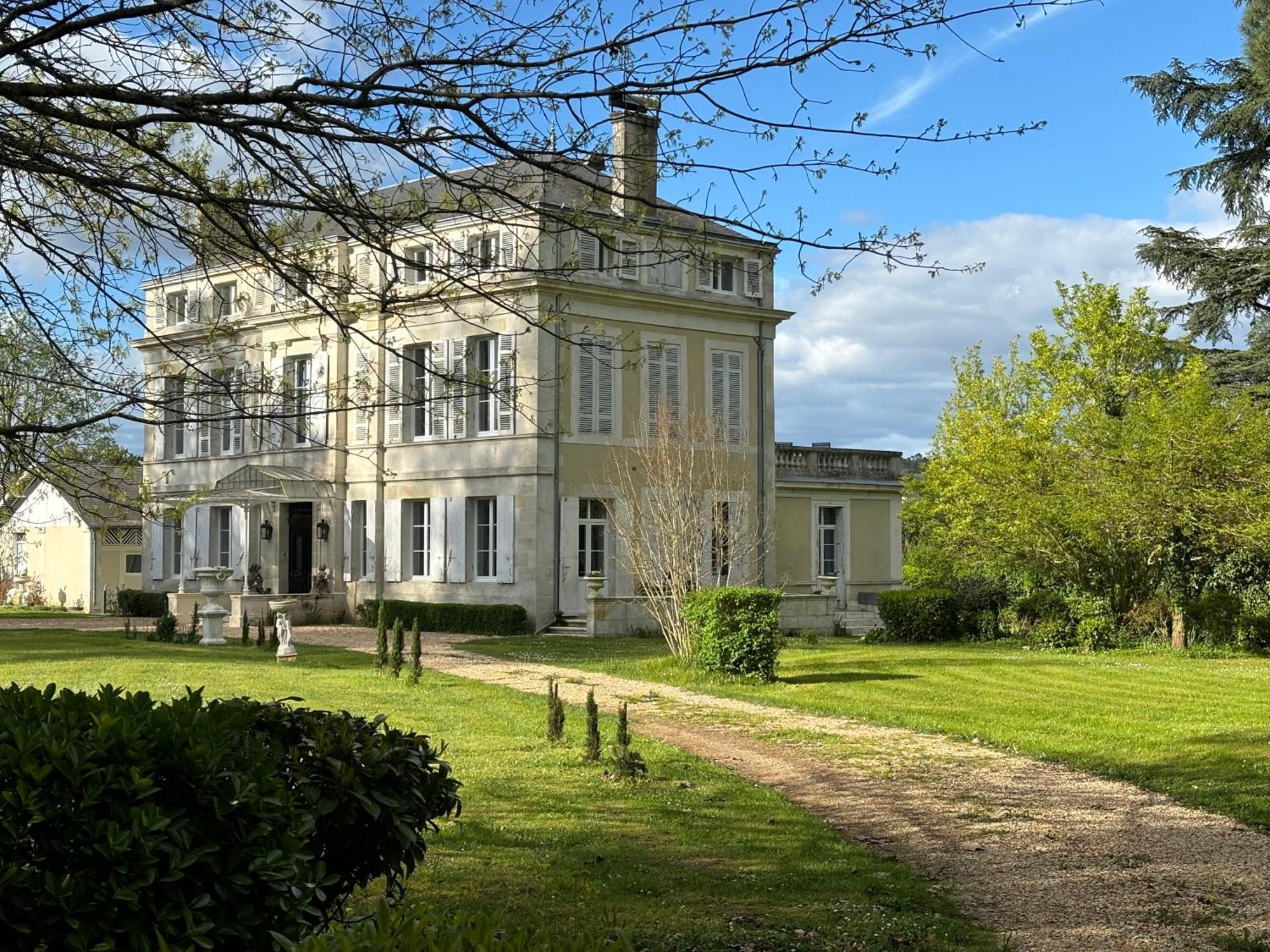 La Maison Au Cedre Marsac-sur-l'Isle Экстерьер фото